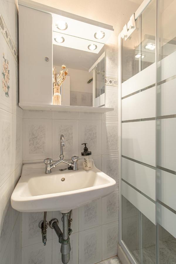 Korina Seaside Studio Naxos City Екстер'єр фото